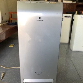 Máy lọc không khí sharp