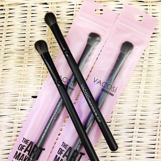 Cọ đánh phấn mắt Vacosi Makeup House E-06