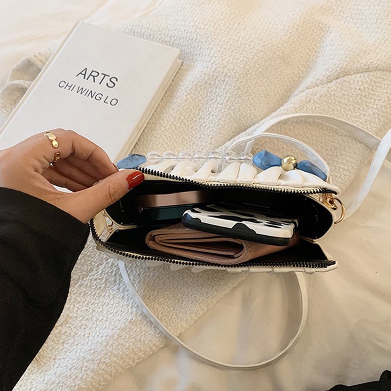 Túi đeo chéo IELGY thiết kế hình dạng đám mây đính chuỗi dây hạt thời trang