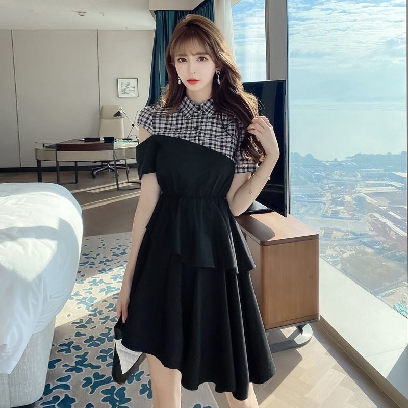 Đầm thiết kế đen phối kẻ hở vai vạt chéo thời trang có size