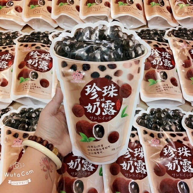 Kẹo trà sữa trân châu phủ cacao Rih Rih Wang 120g