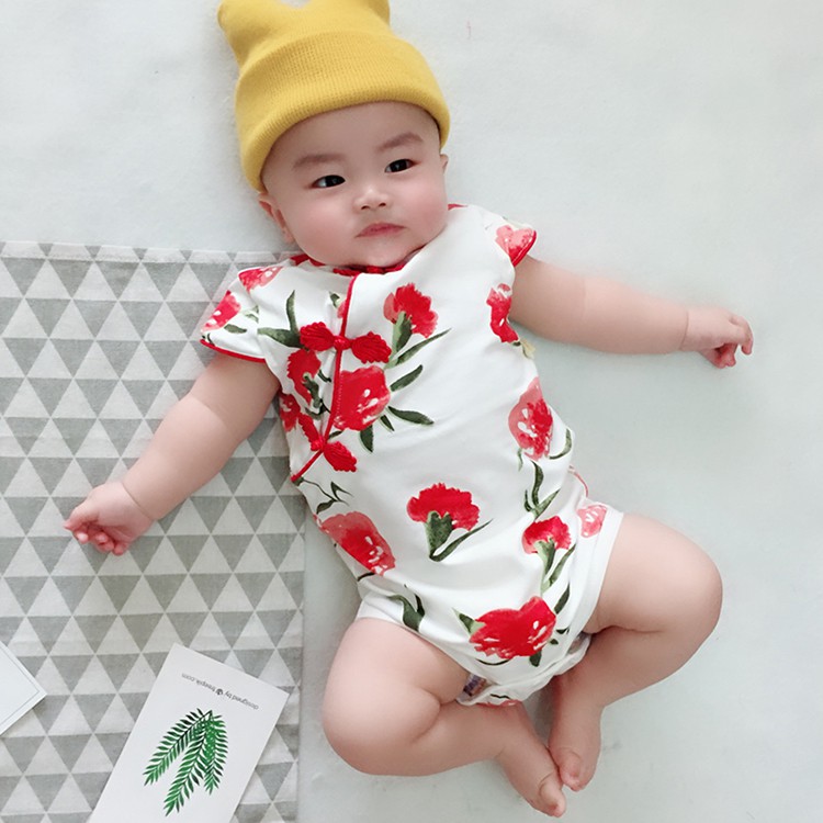 Bộ áo liền quần kiểu sườn xám Trung Hoa đáng yêu dành cho bé