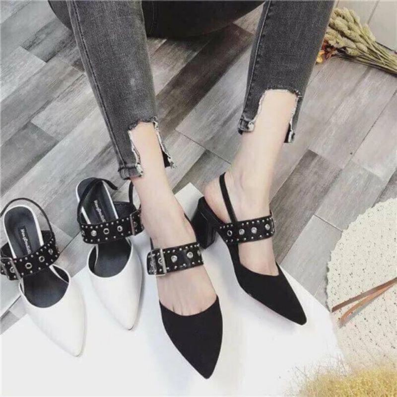 (ẢNH THẬT) Sandal 5p Cnk Quai Khoá Lỗ Da Mềm Êm Fullbox Hãng Cao Cấp