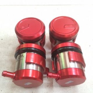 Bình dầu AEM có nhiều màu cho ae lựa chọn LƯỢM 79
