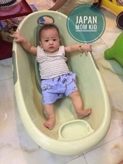 Thau tắm Việt Nhật cho bé