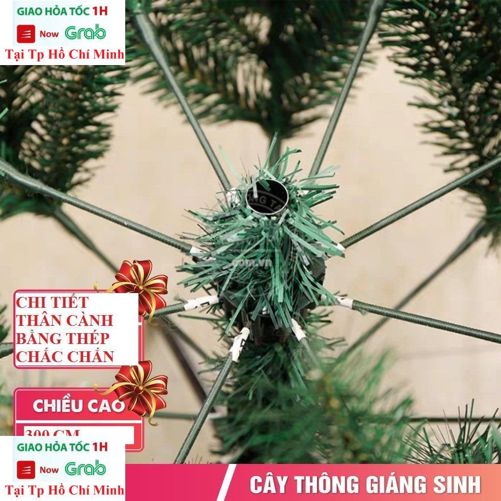 Cây Thông Noel Loại Lớn Trang Trí Noel Giáng Sinh Cây Thông Xanh Lá Dầy Hàng Việt Nam Cao Cấp Xuất Khấu Cao 3m 4.5m