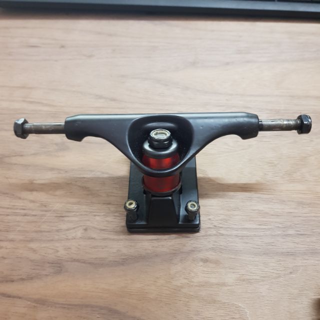 TRUCK VÁN TRƯỢT SKATEBOARD SIZE 5.25 HÃNG WITESS
