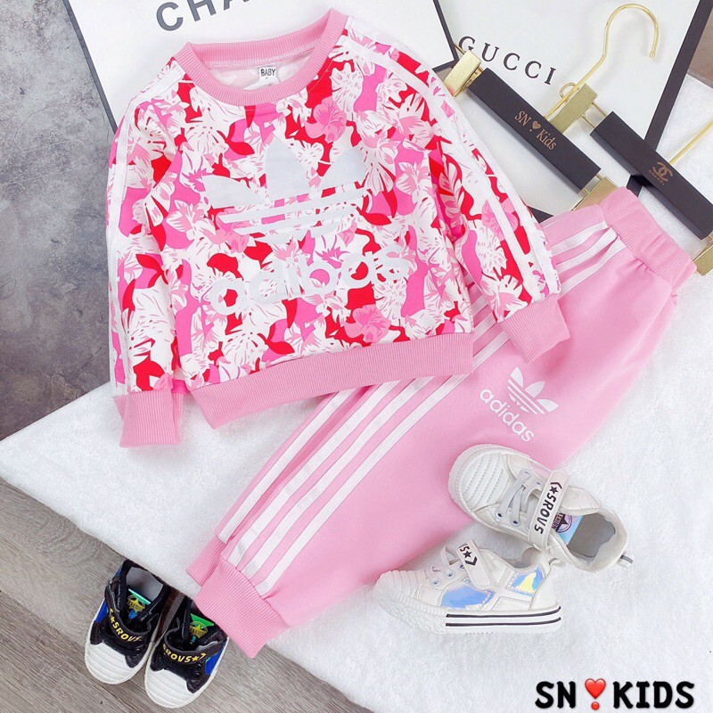 Set thể thao bé gái