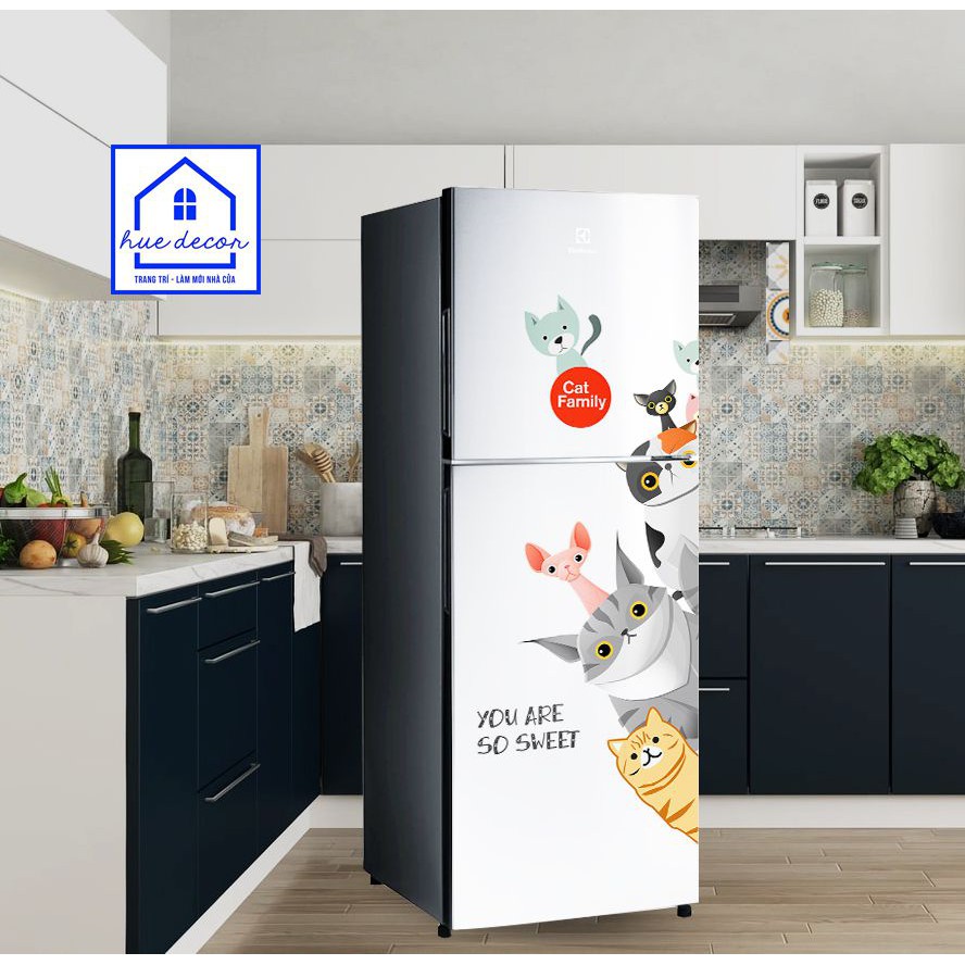 Decal chuyên dụng dán tủ lạnh -máy lạnh - máy giặt siêu đẹp Gia đình mèo HUE DECOR-siêu bền đủ kích thước