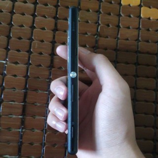 xác điện thoai Sony m2
