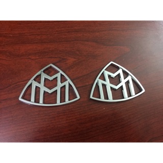 Logo maybach hông xe 500k/1 cặp