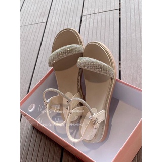 sandal đính đá