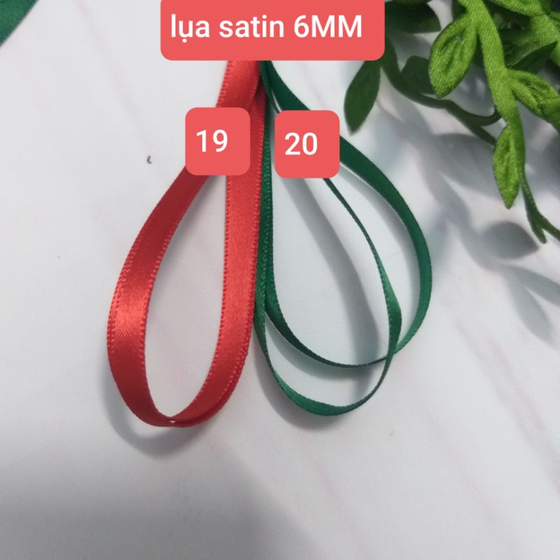 Ruy băng lụa và gân , bảng màu Xmas , size 6MM ĐẾN 5CM ( dây 5 mét)