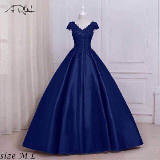 Đầm dạ hội xòe phồng đính hoa nổi