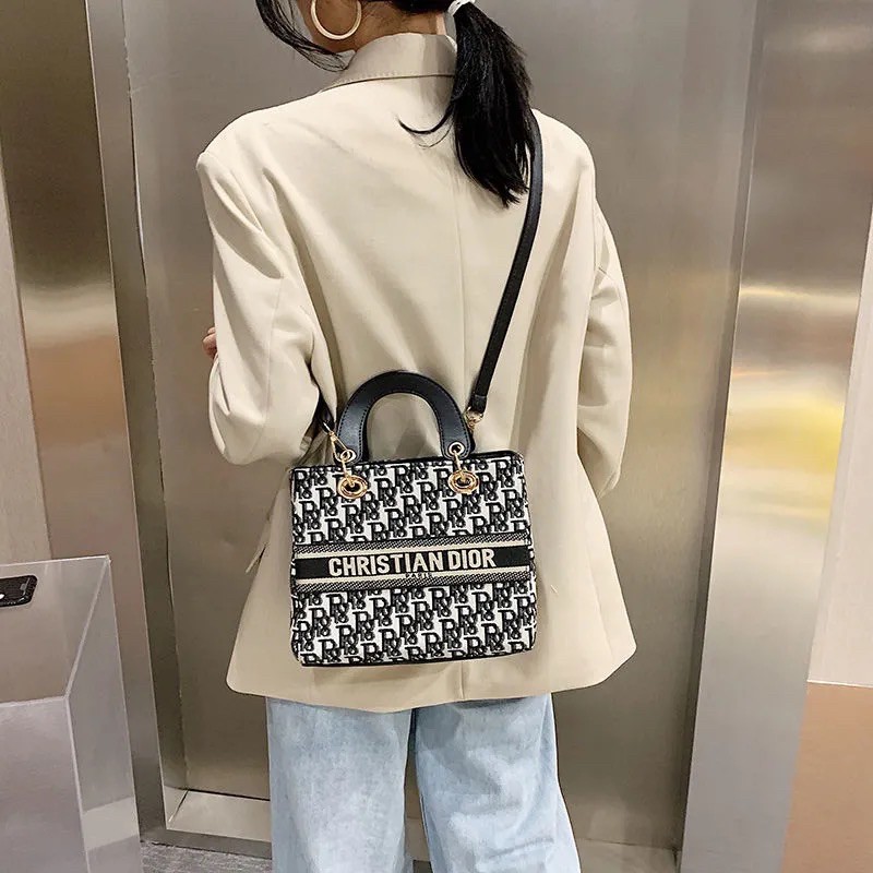 Túi xách Christian D sang chảnh