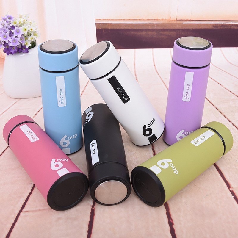 [Mã LIFE20KALL giảm 10% đơn 50K] Bình nước thủy tinh 450ml có bọc nhựa chống nóng, chống trơn trượt, an toàn