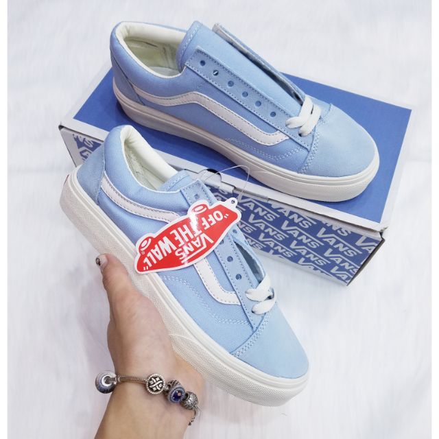 Giày sneaker van xanh dương