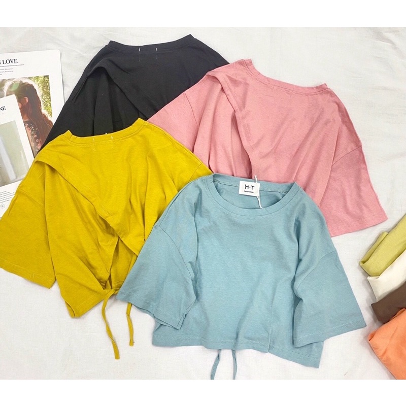Áo thun crop top kiểu hở lưng