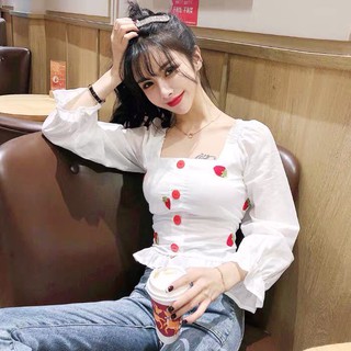 Áo kiểu cổ vuông