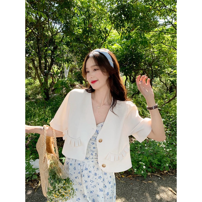 Áo Khoác Blazer Nữ Ngắn Tay Cổ Chữ V Thời Trang | BigBuy360 - bigbuy360.vn