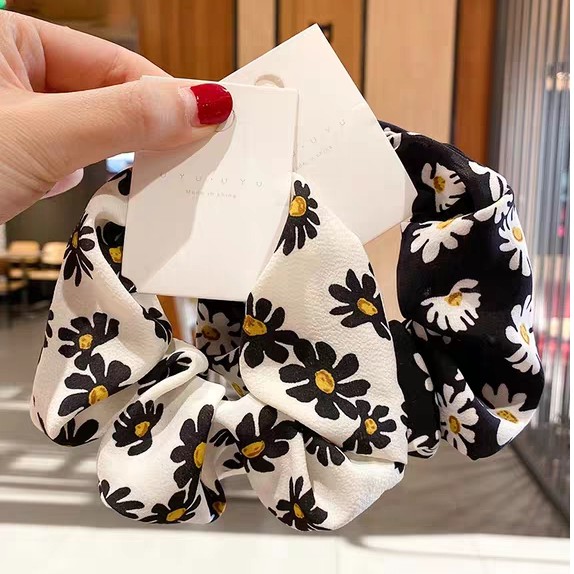 Scrunchie Cột Tóc Nơ Hoa Cúc Trắng Đen Thanh Lịch