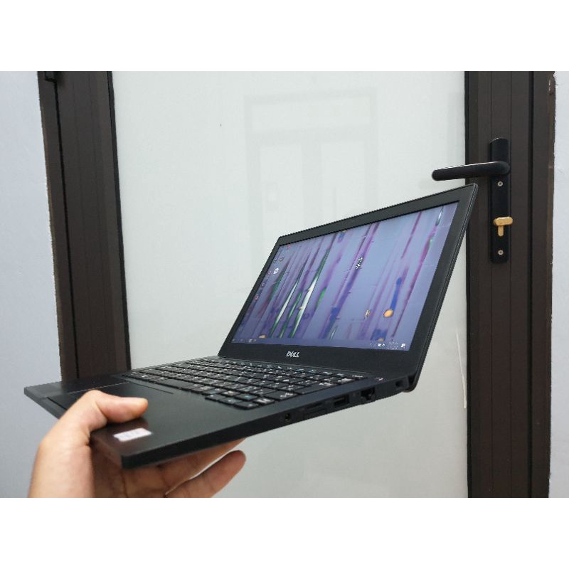 Laptop dell latitude e7280 i5-6300 | Ram 8 | ssd 256, màn 12.5 HD. nhỏ nhẹ