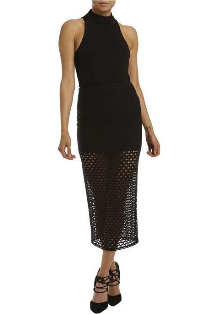 Áo cổ lọ ôm body