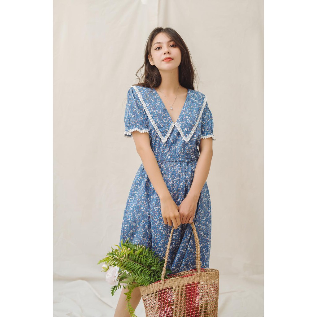 đầm cổ thủy thủ nhọn