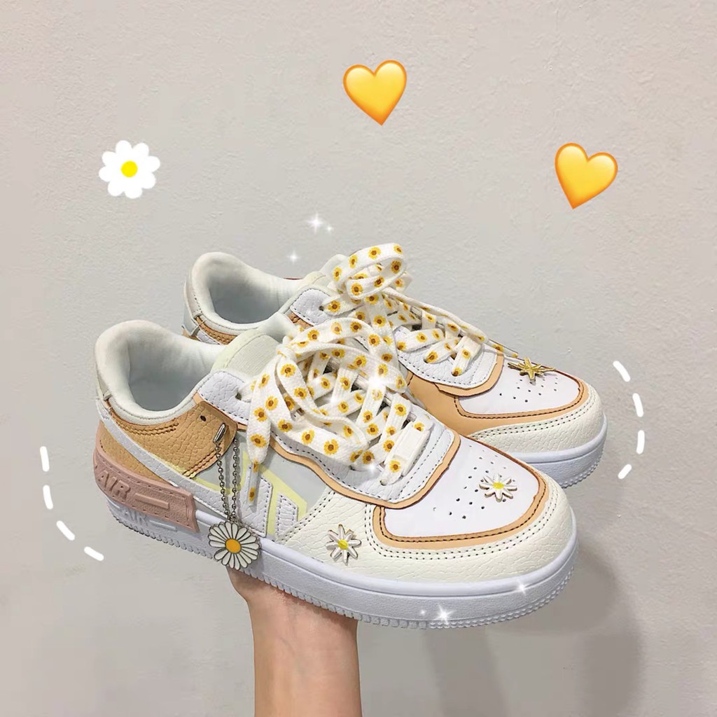 Giày Ulzzang Sneaker thể thao cúc daisy