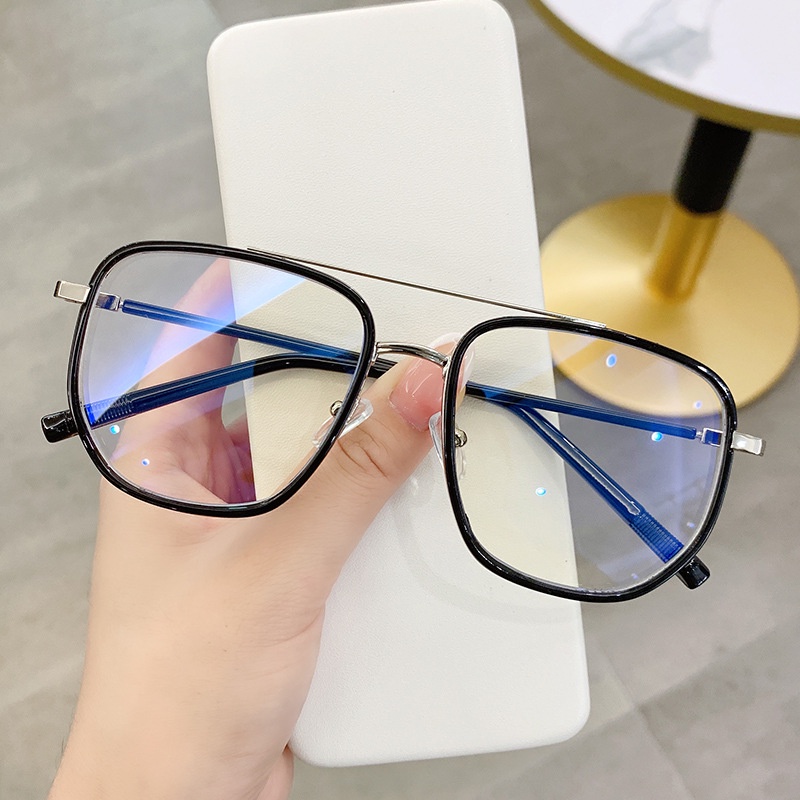 Kính Mát Gọng Lớn Trong Suốt Chống Ánh Sáng Xanh Thời Trang Cho Nữ