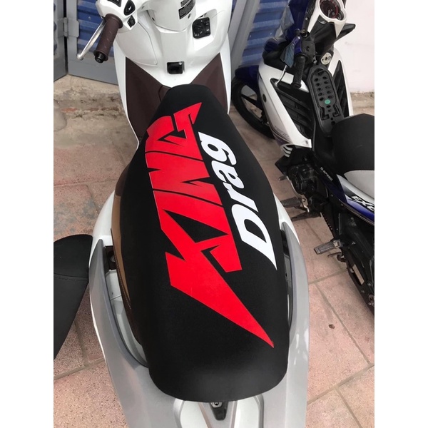 Vỏ da bọc yên xe đa năng sơn hình King Drap - thương hiệu Hồng Tiến