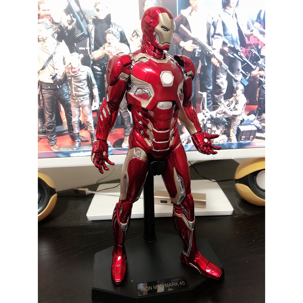 Mô hình Iron Man Mark 45 Avengers Age Of Ultron Crazy Toys 30cm Marvel