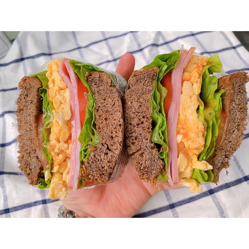 (SHIP MIỀN NAM) Bánh Mì Đen Nguyên Cám ổ hơn 400gram( eat clean, tiểu đường)