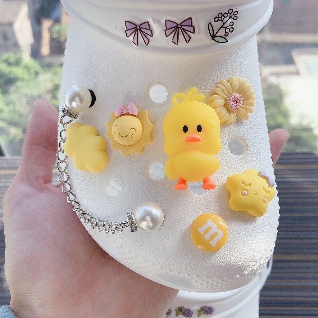 crocs sticker Set 12 Phụ Kiện Nút Giày 2 Dây Chuyên Dụngshoes sticker Accessories Stickers Sandals Shoe Decoration