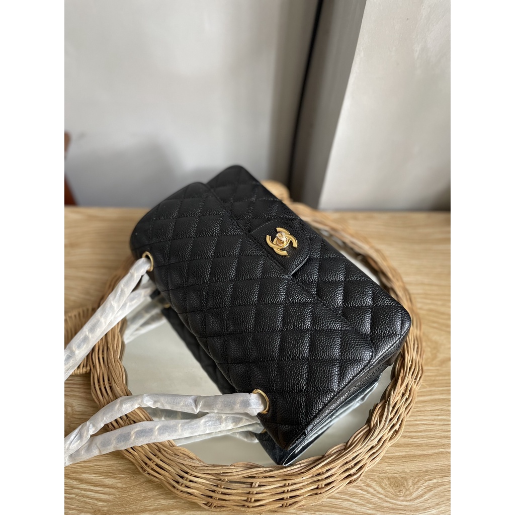 Túi Classic da hạt nắp gập khóa vàng màu đen size 26cm