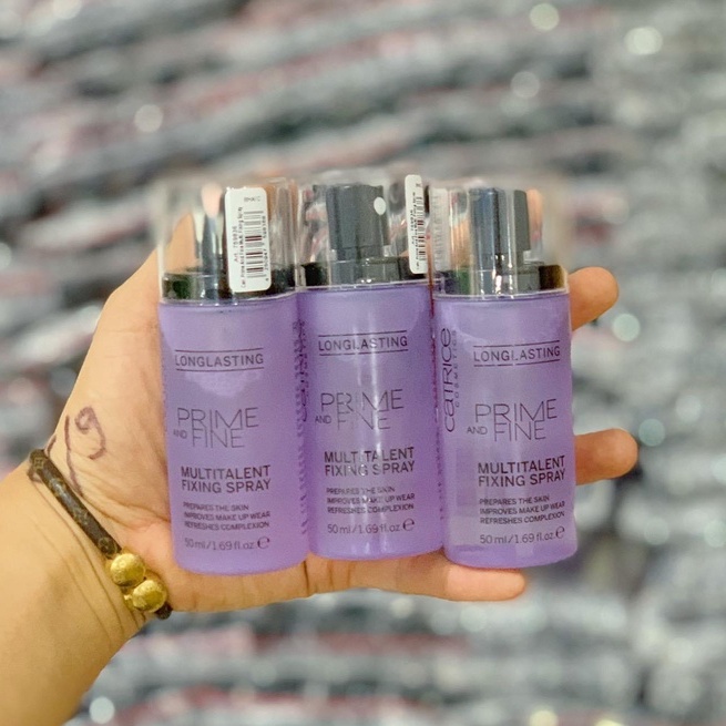 Xịt Khoáng Khóa Nền Catrice Prime And Fine Multitalent Fixing Spray, Khóa Nền Tím NTH STORE