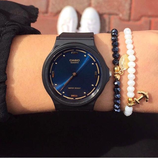 Đồng hồ Nam Casio MQ76-2A, đồng hồ chính hãng, dây silicon đen, mặt xanh