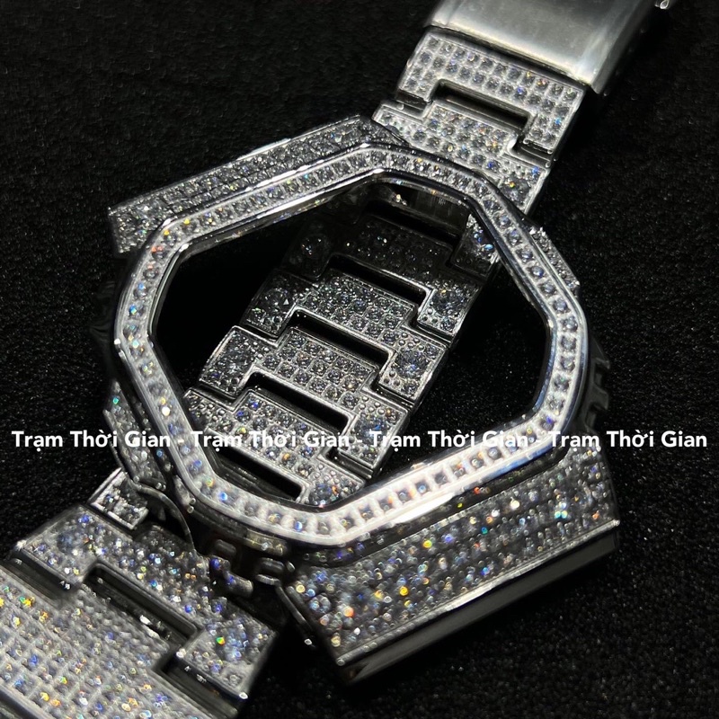 Set vỏ dây đòng hồ casio G-shock dw-5600 đính đá sang trọng