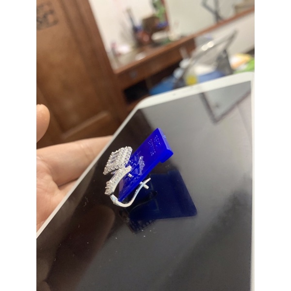 Khuyên tai vuông nạm đá sáng khóa bấm bạc ta
