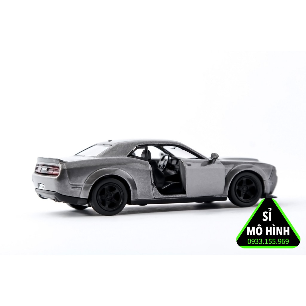 Mô hình xe ô tô Dodge Challenger 1:36