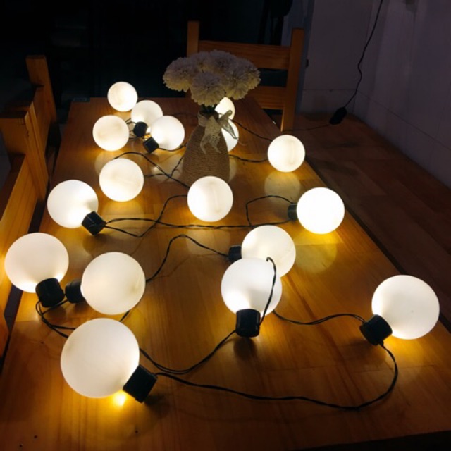 Dây đèn LED trang trí bi lớn 6m vàng nắng hoặc vàng ấm
