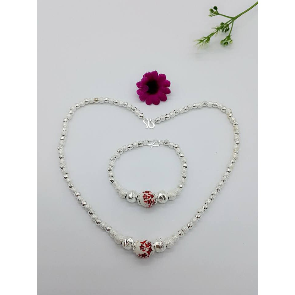Dây hạt cườm cho bé