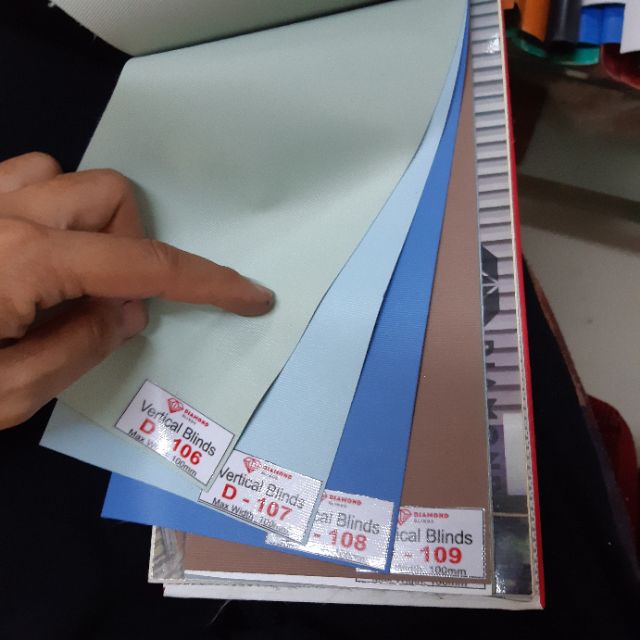 Rèm lá dọc