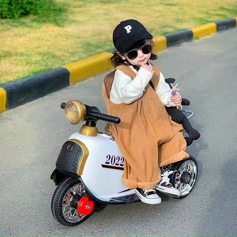 Xe điện holla cute HL-02181