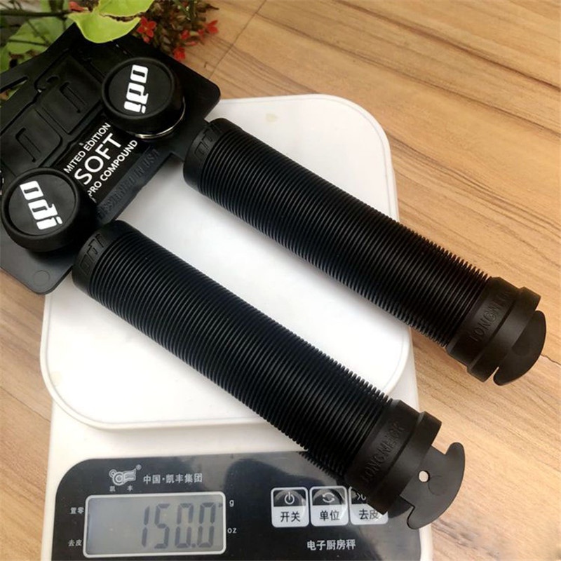 Tay Nắm Xe Đạp Leo Núi Bằng Silicon Mềm Chống Trượt Chống Sốc