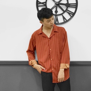 Áo sơ mi sọc thần thánh