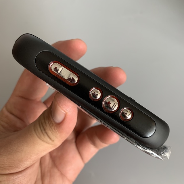 MOTOROLA E2 ROKR FULLBOX CHÍNH HÃNG. (Điện thoại cổ) | BigBuy360 - bigbuy360.vn