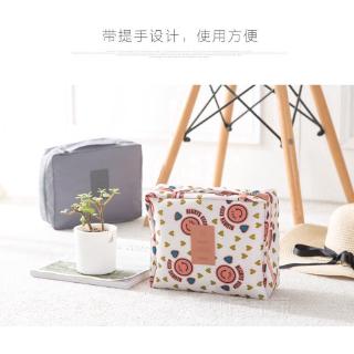 Multifunctional travel cosmetic bag