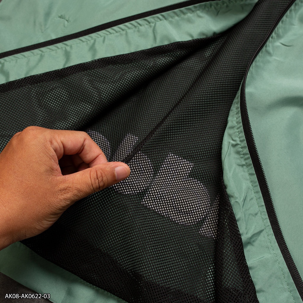 Áo khoác gió Adidas viền 3 sọc dài có mũ AK08 - áo khoác nam VNXK