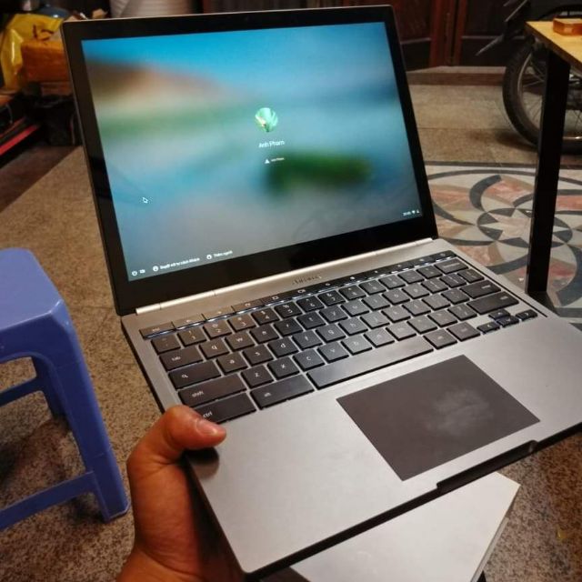 Máy tính google chromebook full box like new